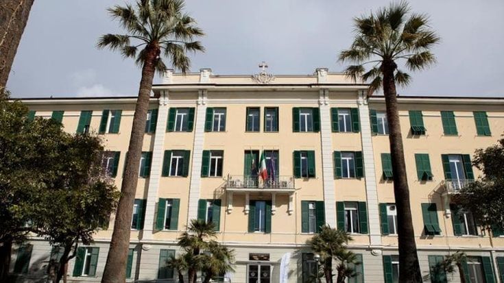 Licenziamenti e conti in rosso, l’ospedale privato di Bordighera rischia di arrivare al capolinea