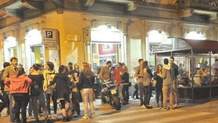 Stretta sulla movida a San Salvario, chiusure e multe per 36 mila euro 