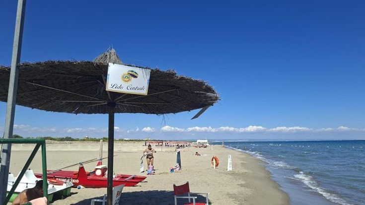 Ginosa, gli ultimi giorni con le vecchie concessioni balneari: “Entro il 30 devono smontare tutto”