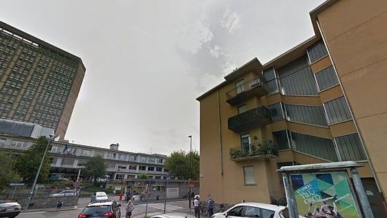 Torino, senzatetto trovato morto in un seminterrato: c'è l'ombra del "racket delle cantine" 