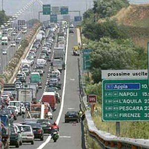 GRA, chiuso per incidente lo svincolo Bufalotta