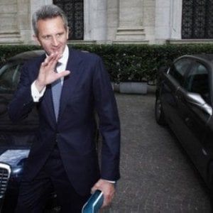 Mediobanca, l'utile cala meno delle attese, regge il patrimonio