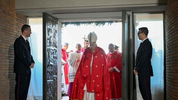 Porte sante nelle carceri: “Omaggio a Francesco, offriamo una speranza”