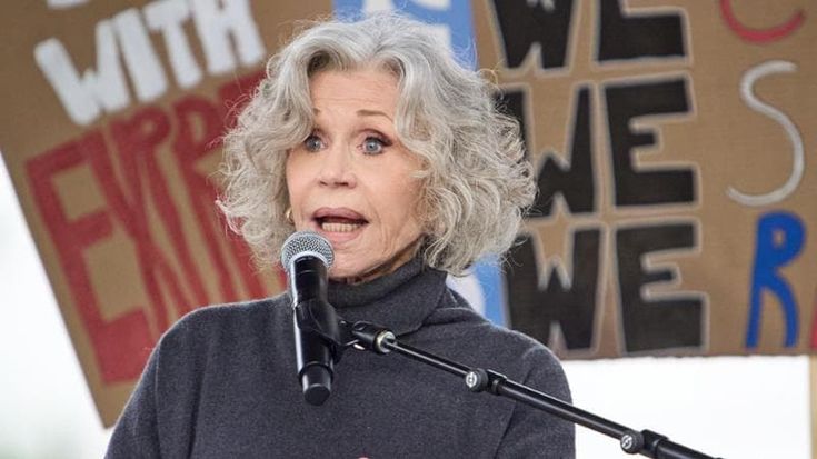 Da Jane Fonda a Mark Ruffalo, 1000 star di Hollywood contro la fusione Warner – Paramount