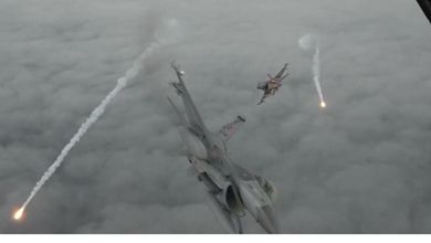 La Nato mostra i suoi caccia in azione: "Attività ampliate, Eurofighter italiano ha abbattuto droni"