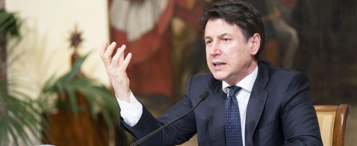 Conte: "Lotteremo fino alla fine per gli eurobond". E sul Mes: "Non è adeguato, l'Italia non ne ha bisogno. Falsità da Salvini e Meloni" 