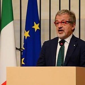 Vaccini, Maroni al fianco di Zaia: "Sosteniamo il Veneto nella richiesta di modificare la legge"