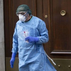 Campania, superata la soglia dei mille contagiati ma la crescita è più lenta