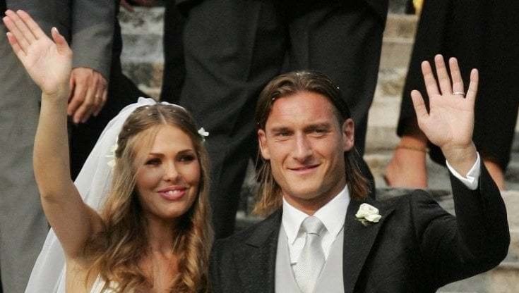 Totti rompe il silenzio: "Non ho tradito io per primo ma ho scoperto Ilary guardando il suo cellulare. Noemi è venuta dopo"