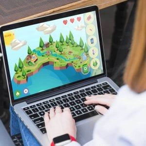 S.A.V.E. 2021: sostenibilità ed educazione finanziaria spiegate agli studenti dalle star del web