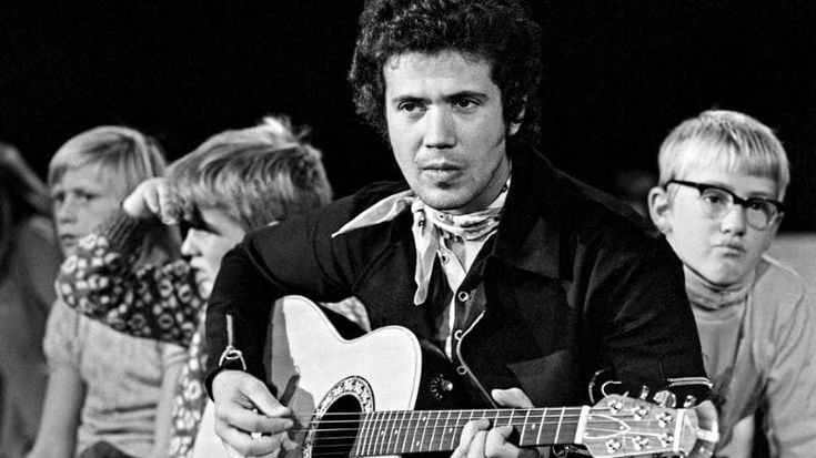 Lucio Battisti, le lettere dell’artista vendute all'asta. Il nipote contro la vedova: “Erano nostre”