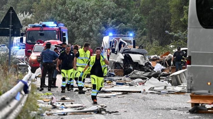 Scontro tra Terni e Rieti, la traiettoria impazzita del camper: si cercano eventuali dash cam