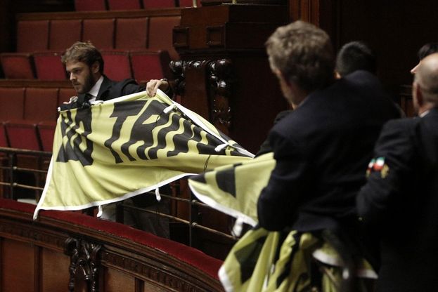 Sblocca Italia: la protesta di Greenpeace dalle tribune del pubblico