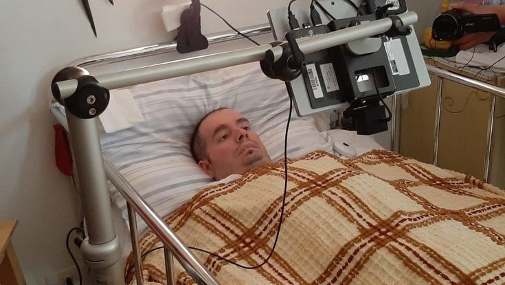 La burocrazia cinica che chiede a Mario di pagare il fine vita