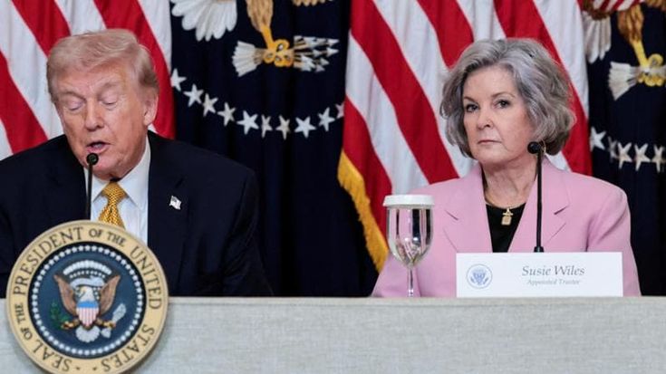 Trump: “La capa di Gabinetto Susie Wiles ha un tumore al seno”