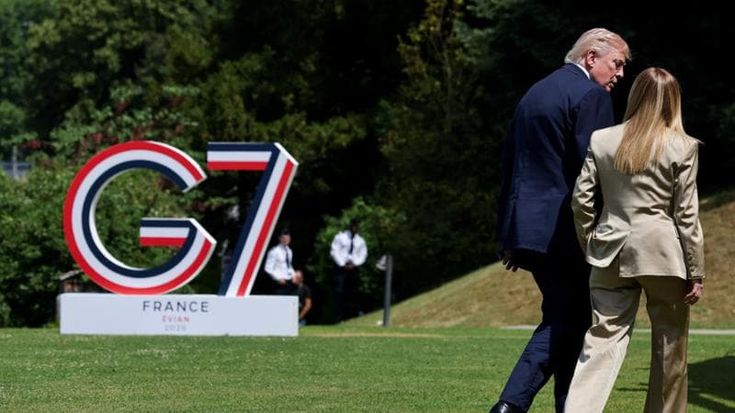Da Trump e Meloni pose da scuola materna, altro che diplomazia