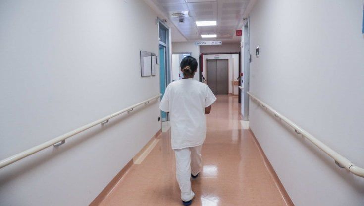 Covid Italia, bollettino del 27 settembre: 44.878 casi e 64 decessi