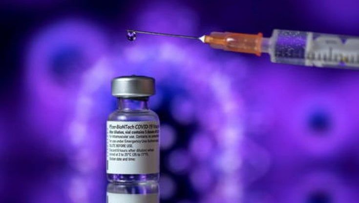Vaccini Covid: la verità sull'hackeraggio che lascia allarmi
