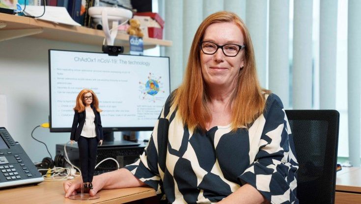 Coronavirus, la creatrice di AstraZeneca diventa una Barbie: "Ispirerò le bambine"