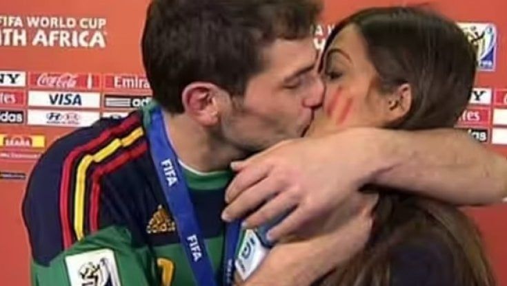 Sara Carbonero operata in Spagna e la rabbia dell'ex marito Casillas sui social