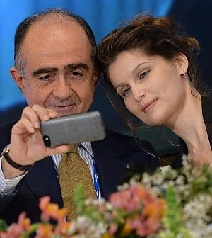 Il nero a Sanremo non esce: il Festival perde quasi un milione