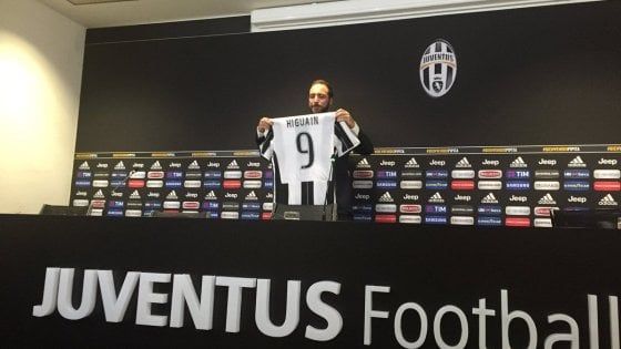 Juventus, Higuain: "Qui per vincere, ma De Laurentiis mi ha spinto a lasciare Napoli" 