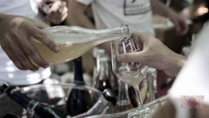 La grande ascesa degli spumanti "naturali" tra moda e svolta green