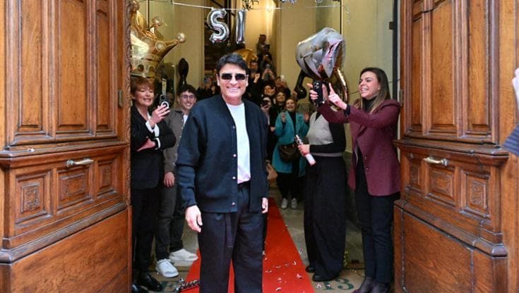 Sal Da Vinci a Napoli, via alla festa: “Provocazioni per qualche like, la mia canzone parla d’amore”