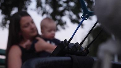 Ucraina, "Troppo pericoloso vivere qui": Kateryna e il rilevatore di droni per proteggere i figli