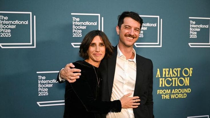 International Booker Prize, fuori Vincenzo Latronico vince l’indiana Banu Mushtaq