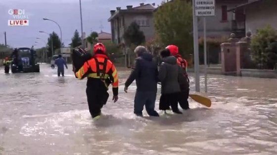 A Villafranca 200 case allagate dopo l'esondazione del Montone. In 36 ore 100 millimetri di pioggia 