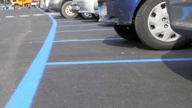 Zone blu attive anche nella pausa pranzo, a Mondello si pagherà fino a mezzanotte