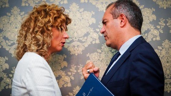 Autonomia, Lezzi: "Le idee di Veneto e Lombardia sono impraticabili"