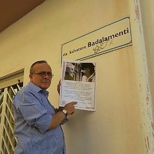  Cinisi, scontro sul partigiano Badalamenti fratello del boss: la via cambia nome