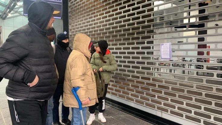 Napoli, metro linea 1 chiusa: la rabbia dei viaggiatori