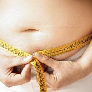 Obesità: un’epidemia che aumenta l’incidenza di tumori in età giovanile