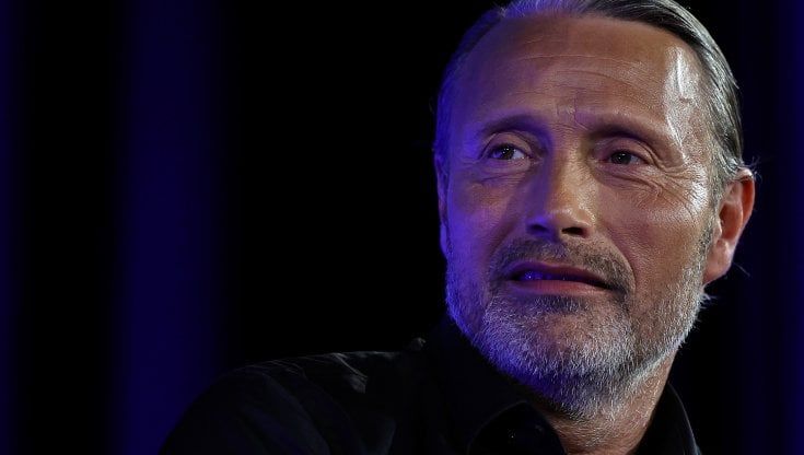 Mads Mikkelsen a Cannes: "Dopo 'Bond' e 'Star wars' finalmente recito in una saga che ho visto: 'Indiana Jones'"