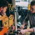 In van col produttore a caccia di talenti di strada: 