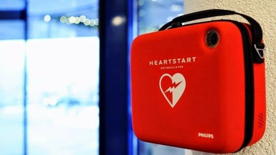 Potenza, cinque nuovi defibrillatori nelle zone più popolose della città 