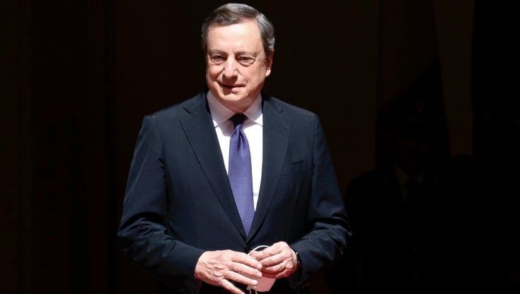  Mario Draghi resiste alle crisi (e alle critiche): la sua web reputation resta alta