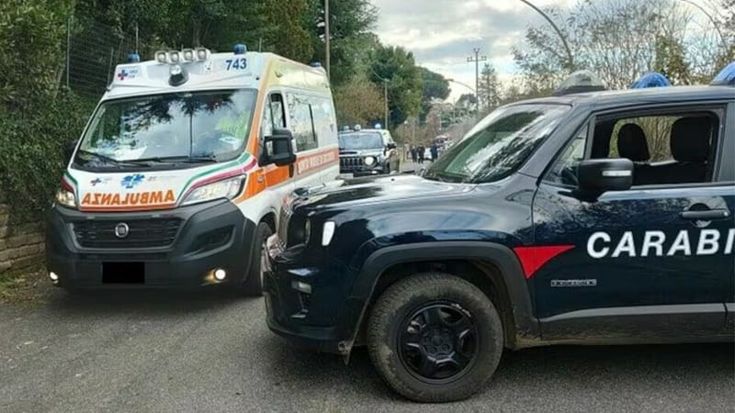 Fiano Romano, perde il controllo della moto e si schianta contro un camion: morto 56enne