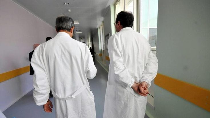 Campania, Sanità in crisi: l’eredità di De Luca a Fico