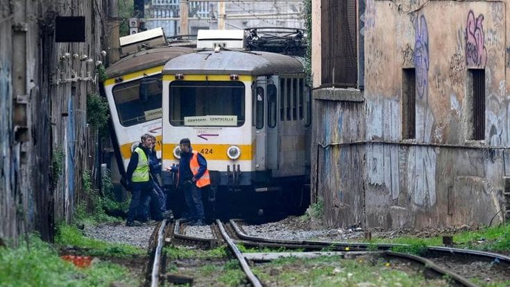 Addio al vecchio trenino giallo, i residenti: “Resteremo isolati”