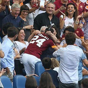 Florenzi testimonial della festa dei nonni 