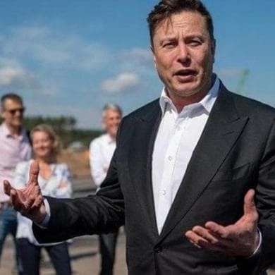 Musk è un Lenin reazionario. Meloni, metodo Berlusconi