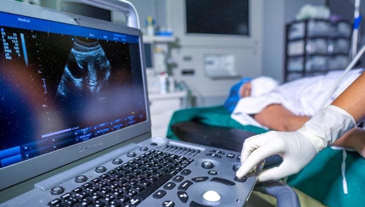 Tumore ovarico, medici e pazienti chiedono di definire i centri di riferimento