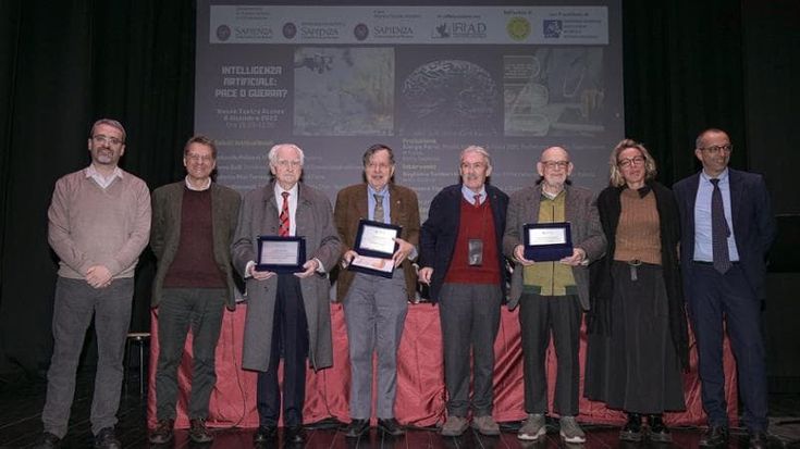Tavola rotonda alla Sapienza sul tema lanciato dal libro “Dai droni alle armi autonome. Lasciare l’apocalisse alle macchine?”