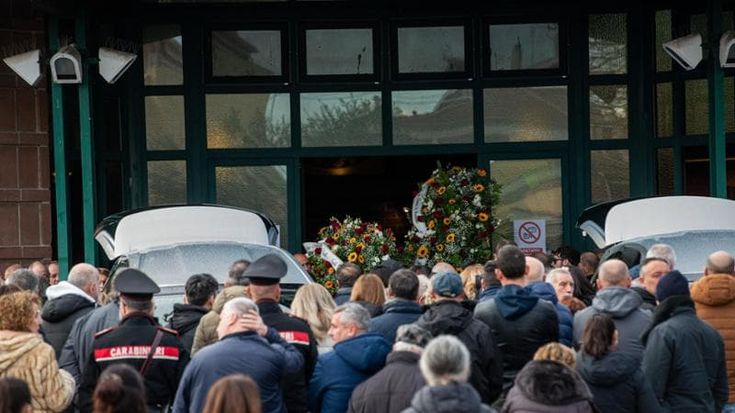 Anguillara, suicidio dei coniugi Carlomagno: quattro hater nel mirino della Procura