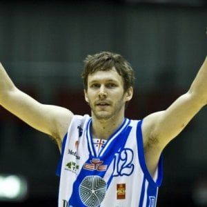 Basket, Travis Diener torna in campo. A Cremona ritrova Drake e Sacchetti