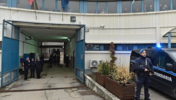 Firenze, detenuto si impicca nel carcere di Sollicciano, è il 68° suicidio dall'inizio dell'anno